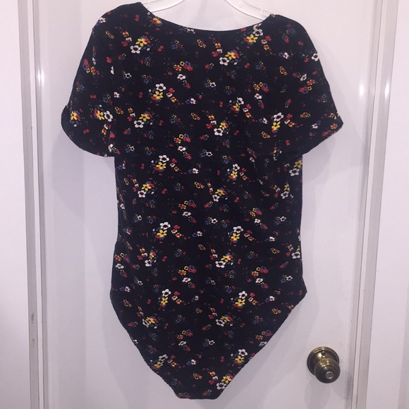 Primark black floral v-neck bodysuit large - Picture 2 of 2